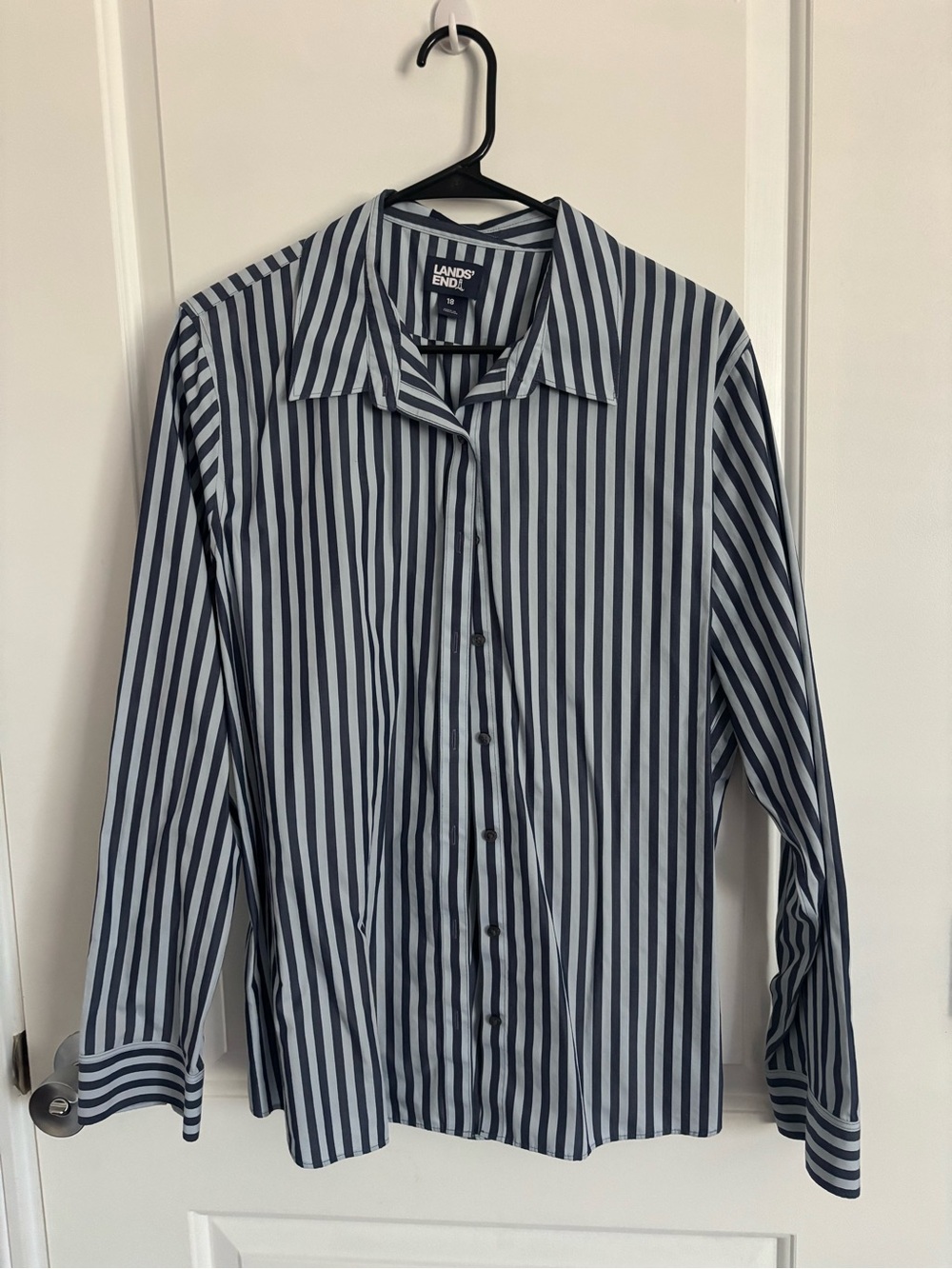 Lands' End Men's Navy and White Vertical Stripe Long-Sleeve Shirt